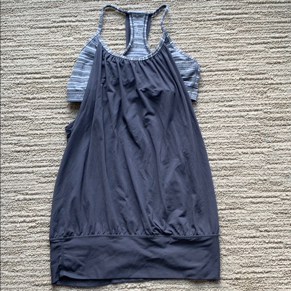 Lululemon No Limit Tank Top Built in Bra Size 6